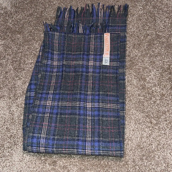 Pendleton Wool Scarf Vintage Plaid - 100% virgin wool. L